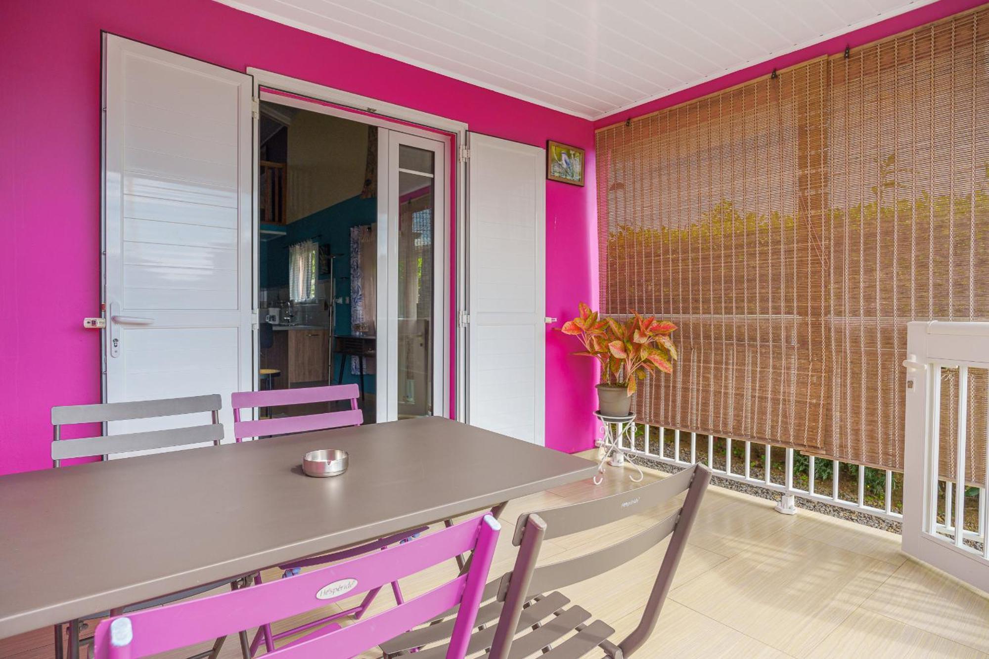 Le Tuit-Tuit - Un Nid Douillet Apartment Sainte-Suzanne Exterior photo